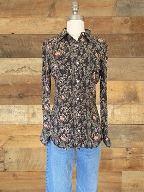 Wrangler Retro Floral Western Pearl Snap Shirt - S